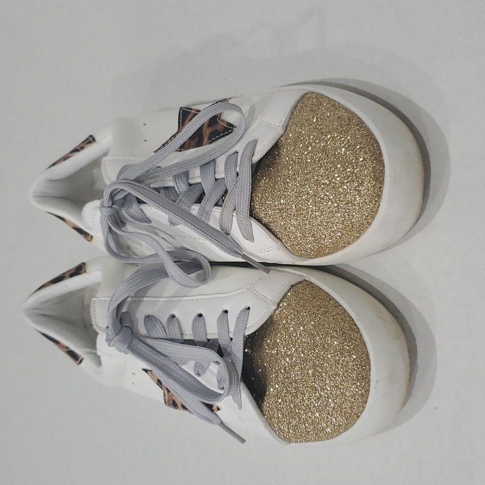 Simply Southern Shoes Size 8 - Picture 3 of 7